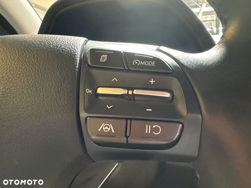 Hyundai i30 1.5 T-GDI 48V Executive - 22