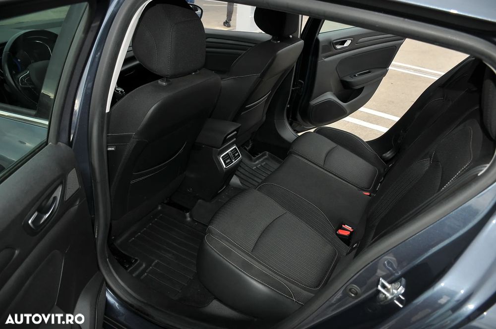 Renault Megane - 6