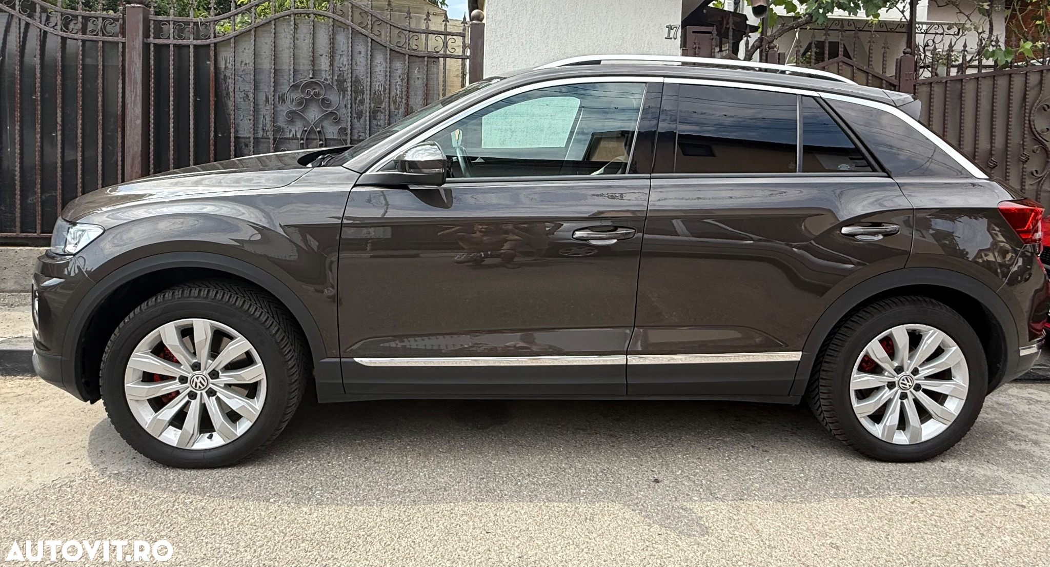 Volkswagen T-ROC 2.0 TDI 4Mot DSG Sport - 4