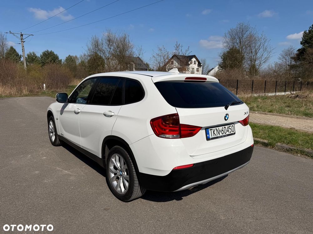 BMW X1 sDrive18d Sport Line - 23