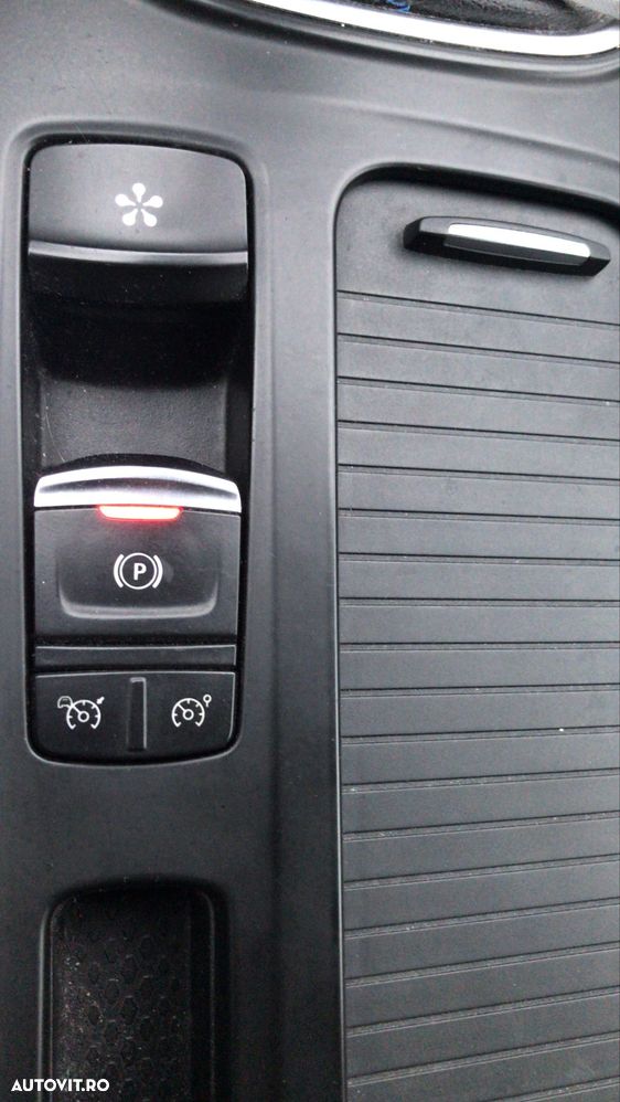 Renault Megane Sport Tourer 1.5 dCi GT Line - 9