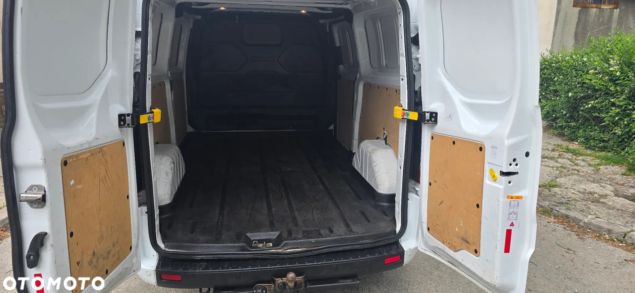 Ford TRANSIT CUSTOM - 16