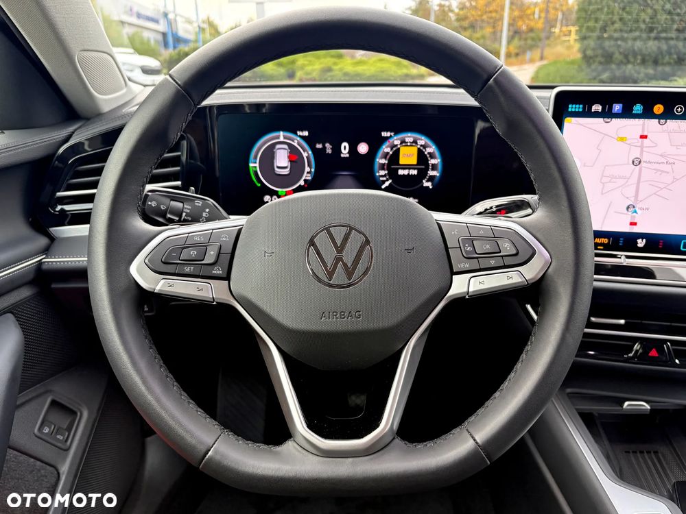 Volkswagen Passat Variant 1.5 TSI eHybrid PHEV 150kW Business Plus DSG - 13