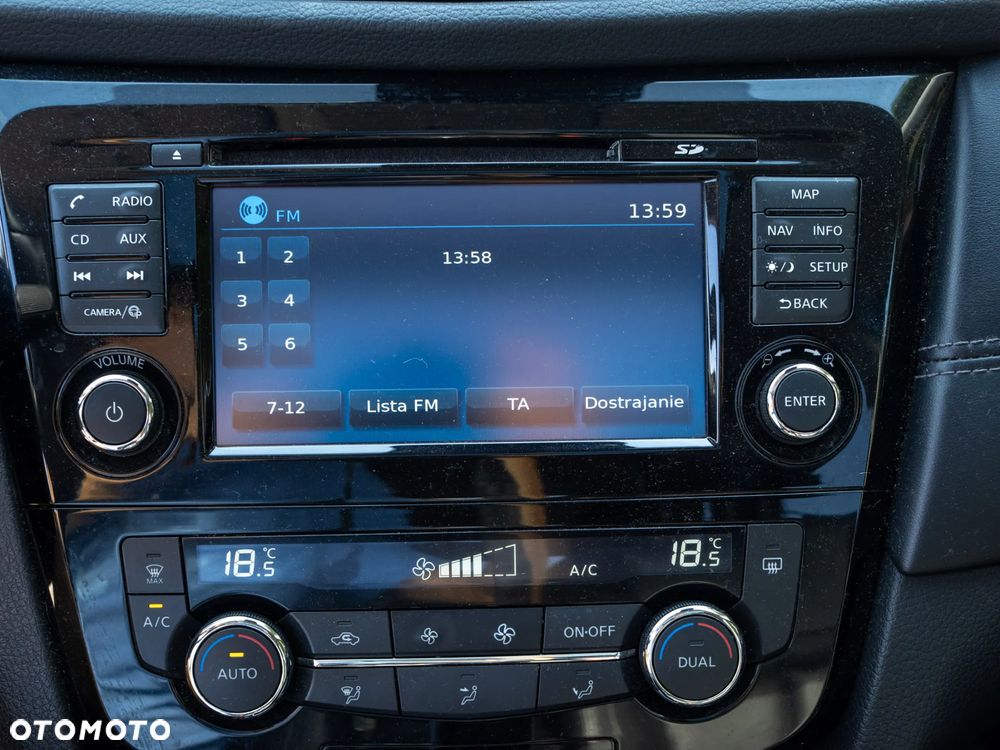 Nissan X-Trail 2.0 dCi Tekna 4WD Xtronic - 31