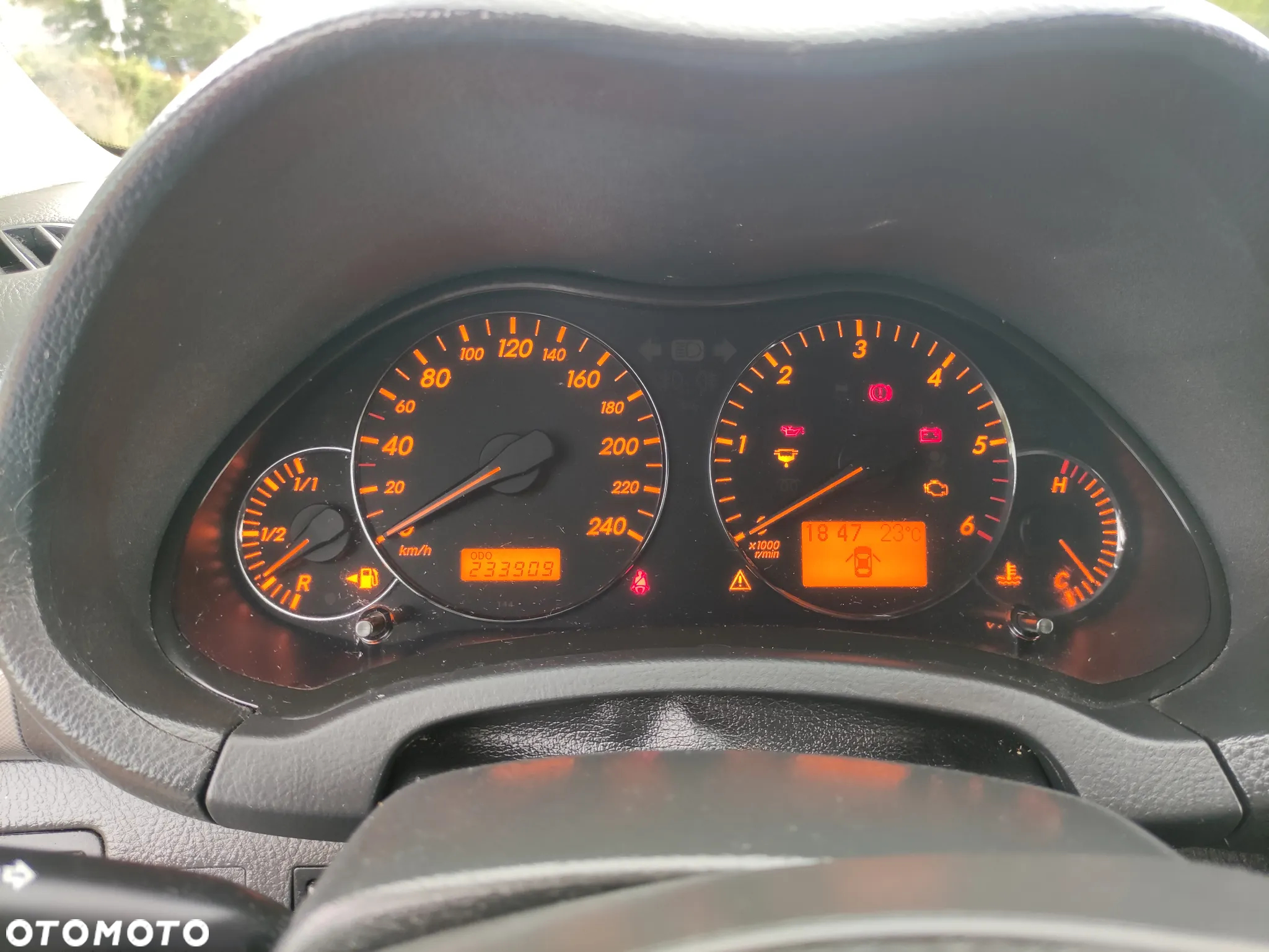 Toyota Avensis 2.0 D-4D Sol - 16