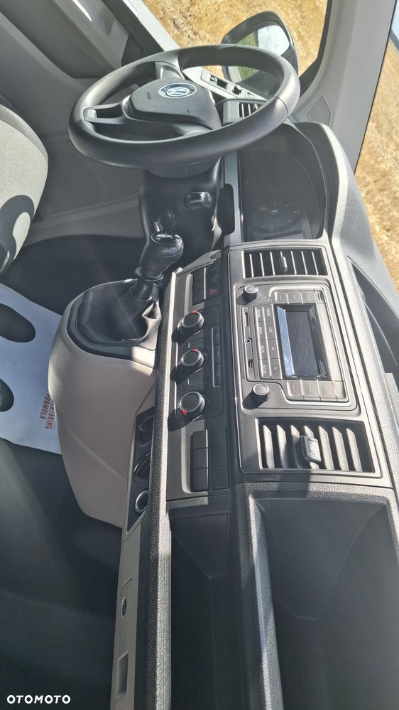 Volkswagen Transporter L1H1 - 10