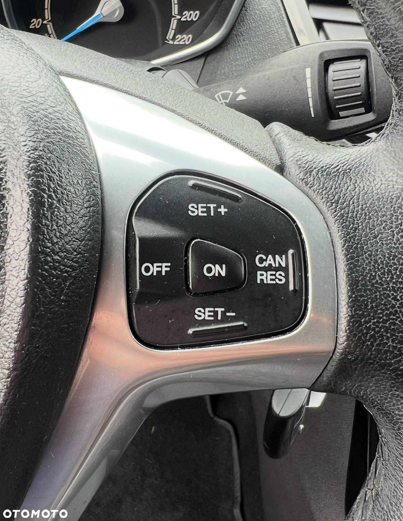Ford Fiesta 1.0 EcoBoost Start-Stop Titanium - 16