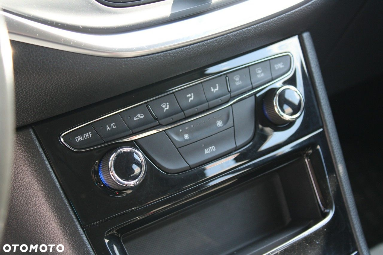 Opel Astra - 18