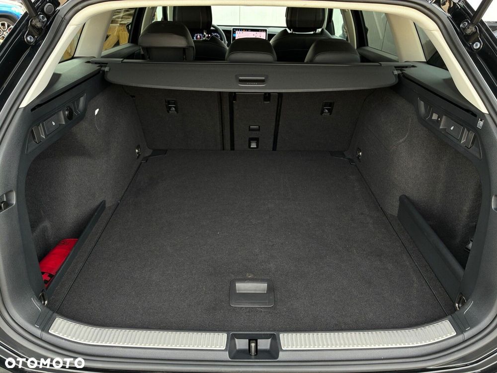 Volkswagen Passat - 33