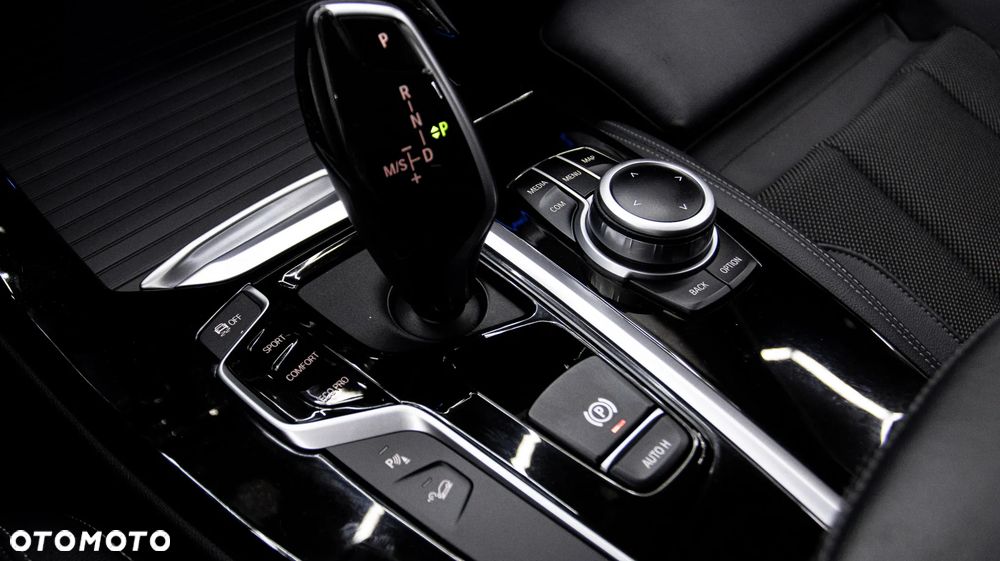BMW X3 xDrive20d MHEV Luxury Line - 22
