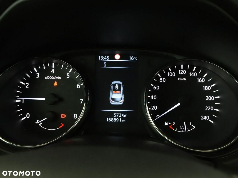 Nissan Qashqai 1.6 DIG-T N-Connecta - 23