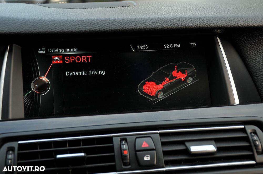 BMW Seria 5 525d xDrive - 20