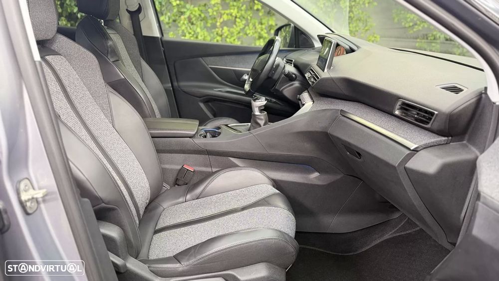Peugeot 3008 1.2 PureTech Allure - 13