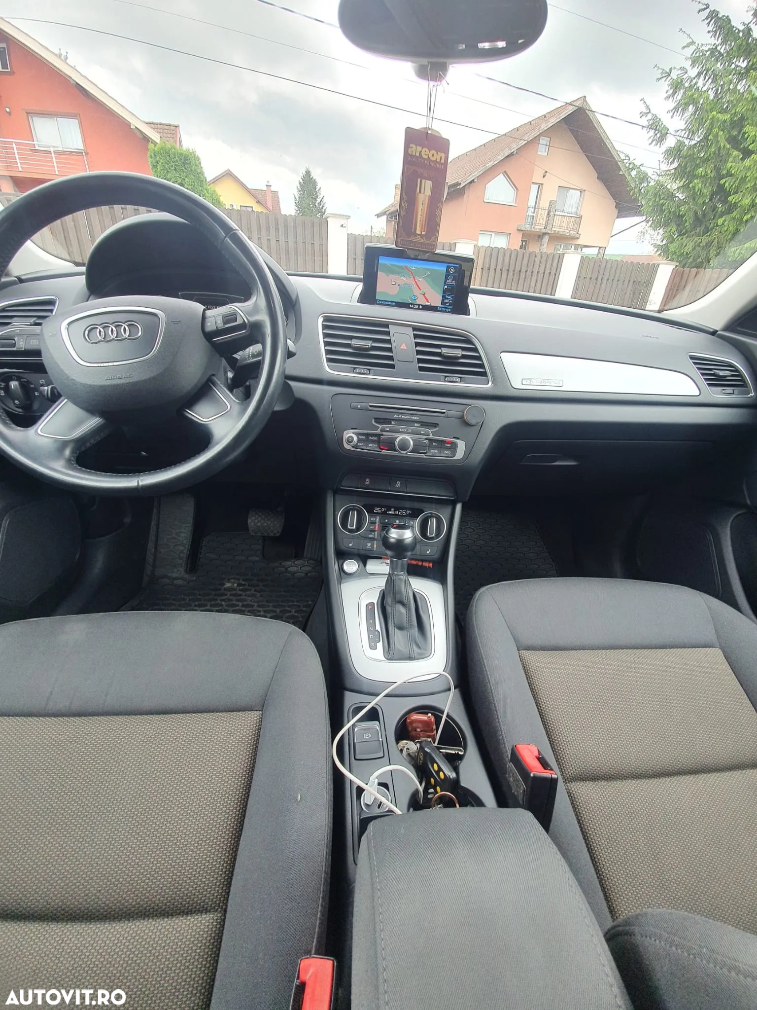 Audi Q3 2.0 TDI Quattro S tronic - 9