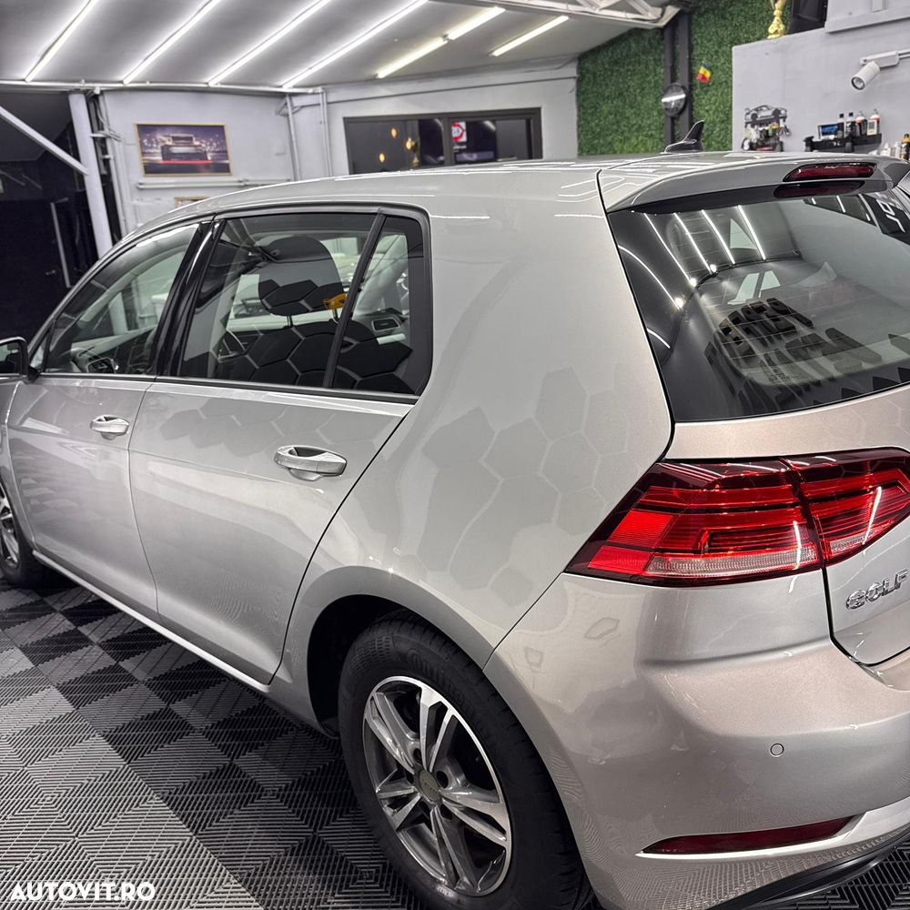 Volkswagen Golf 1.0 TSI Trendline - 5