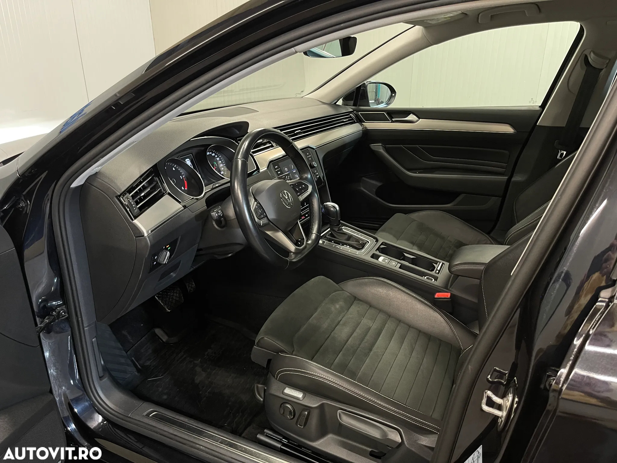 Volkswagen Passat 2.0 TDI DSG Highline - 5