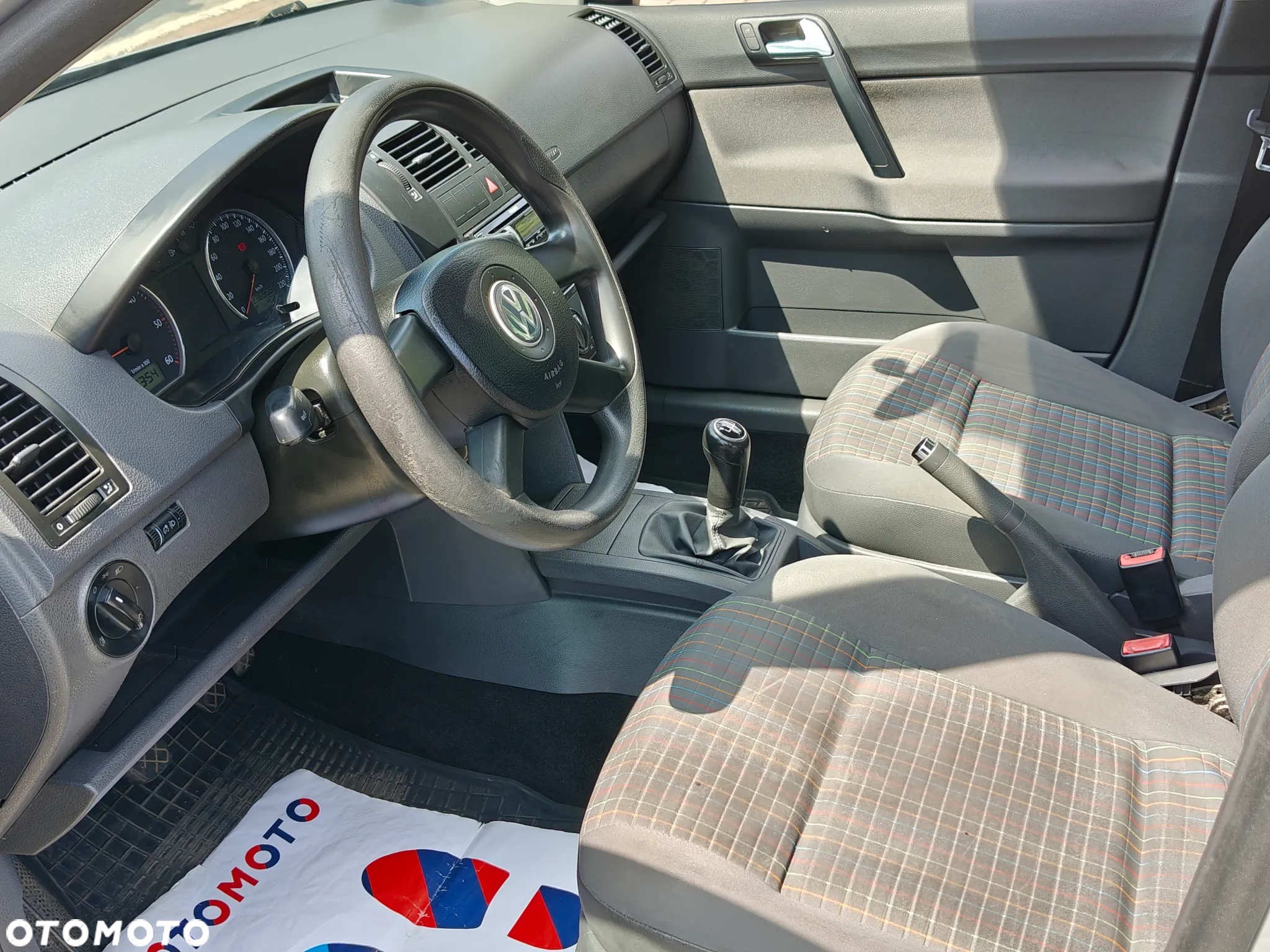 Volkswagen Polo 1.4 TDI Comfortline - 10