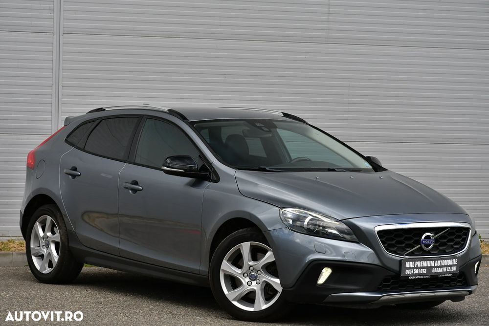 Volvo V40 D3 Geartronic Summum - 3