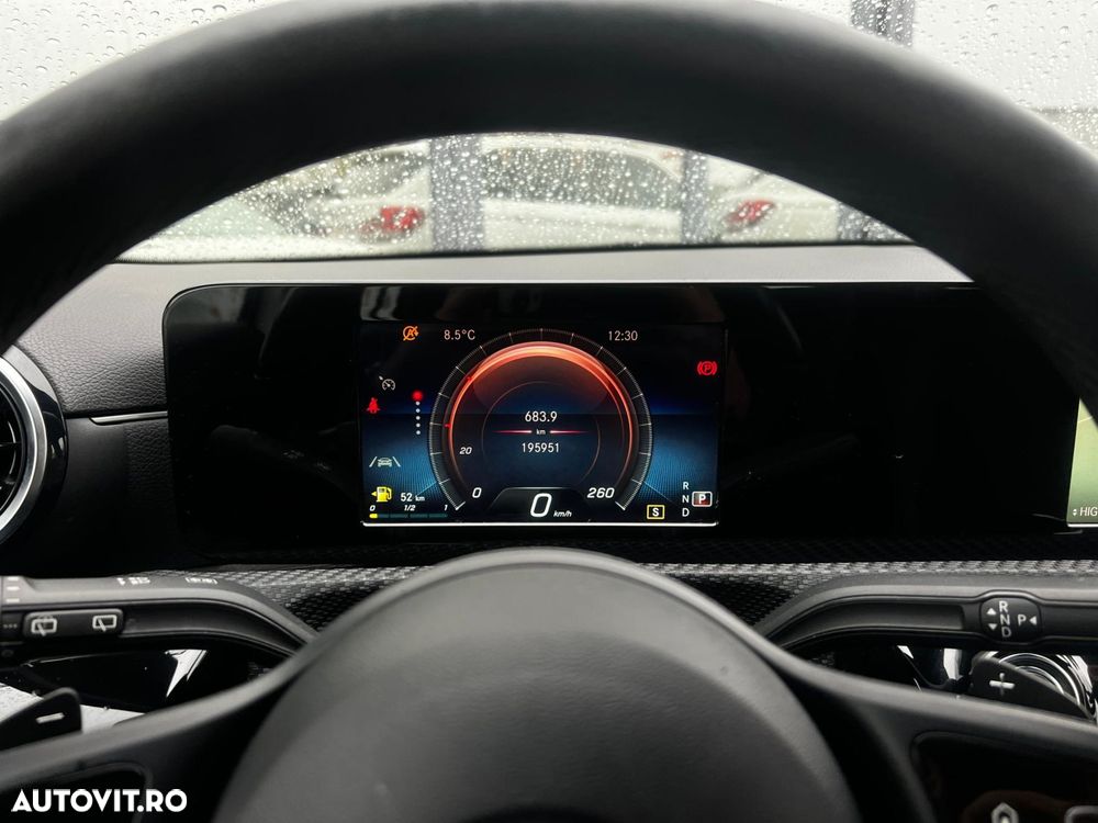 MERCEDES-BENZ A-Class 2019 — imagine 17