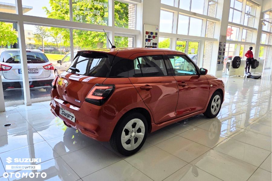 Suzuki Swift 1.2 Dualjet SHVS Premium Plus - 4