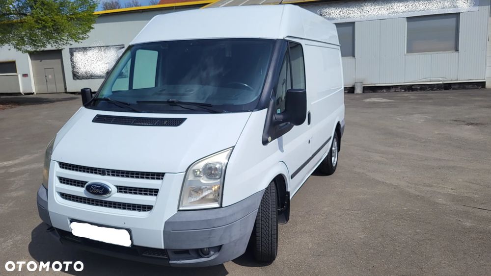 Ford Transit - 1