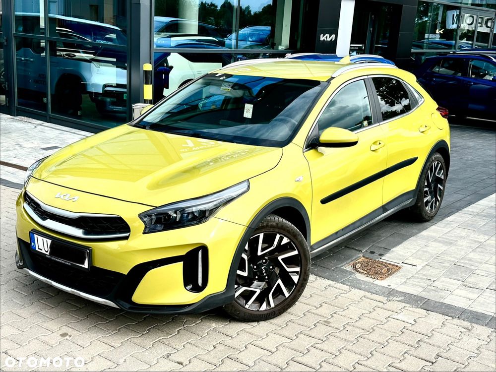 Kia XCeed - 10