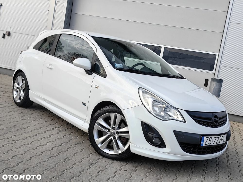 Opel Corsa 1.6T GSI - 1