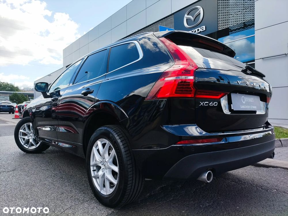 Volvo XC 60 D5 AWD Momentum - 4