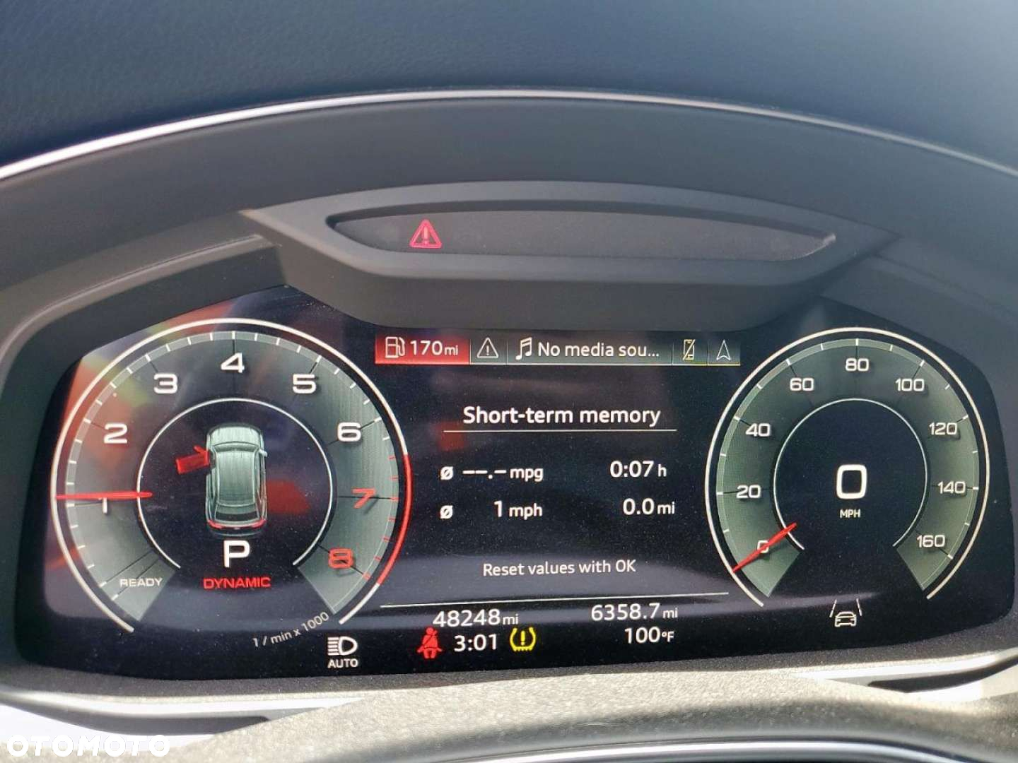 Audi Q8 - 10