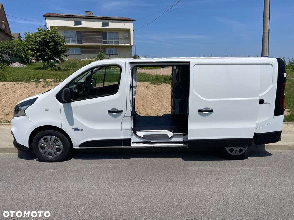 Renault Trafic - 1