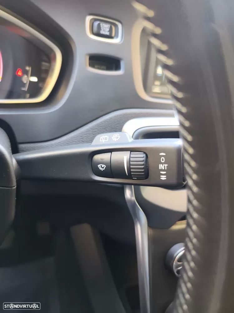 Volvo V40 1.6 D2 Eco Kinetic - 28