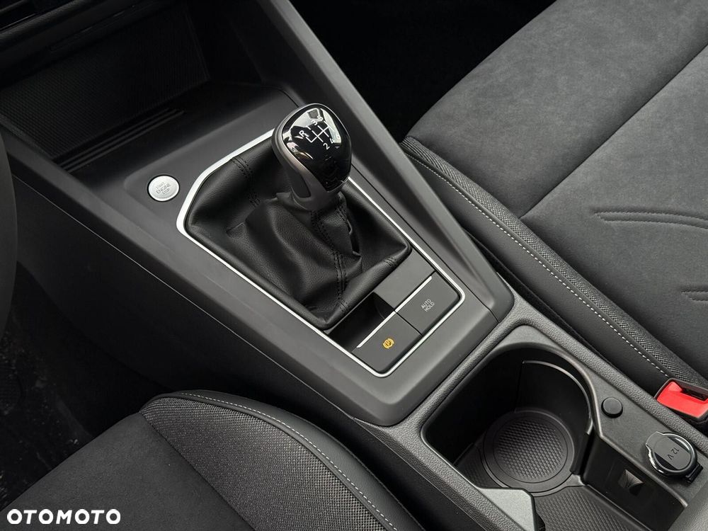 Volkswagen Golf - 14