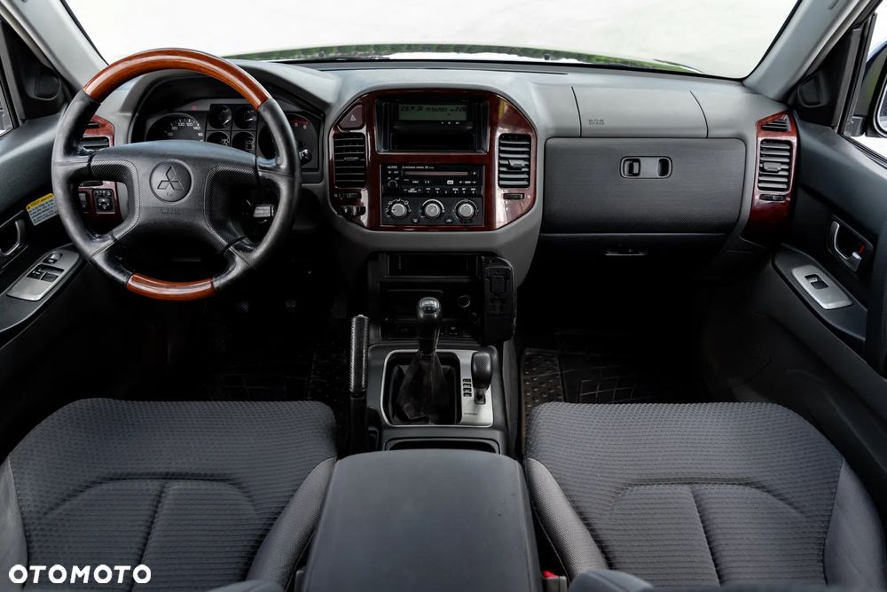 Mitsubishi Pajero 3.2 DI-D Liberty - 26