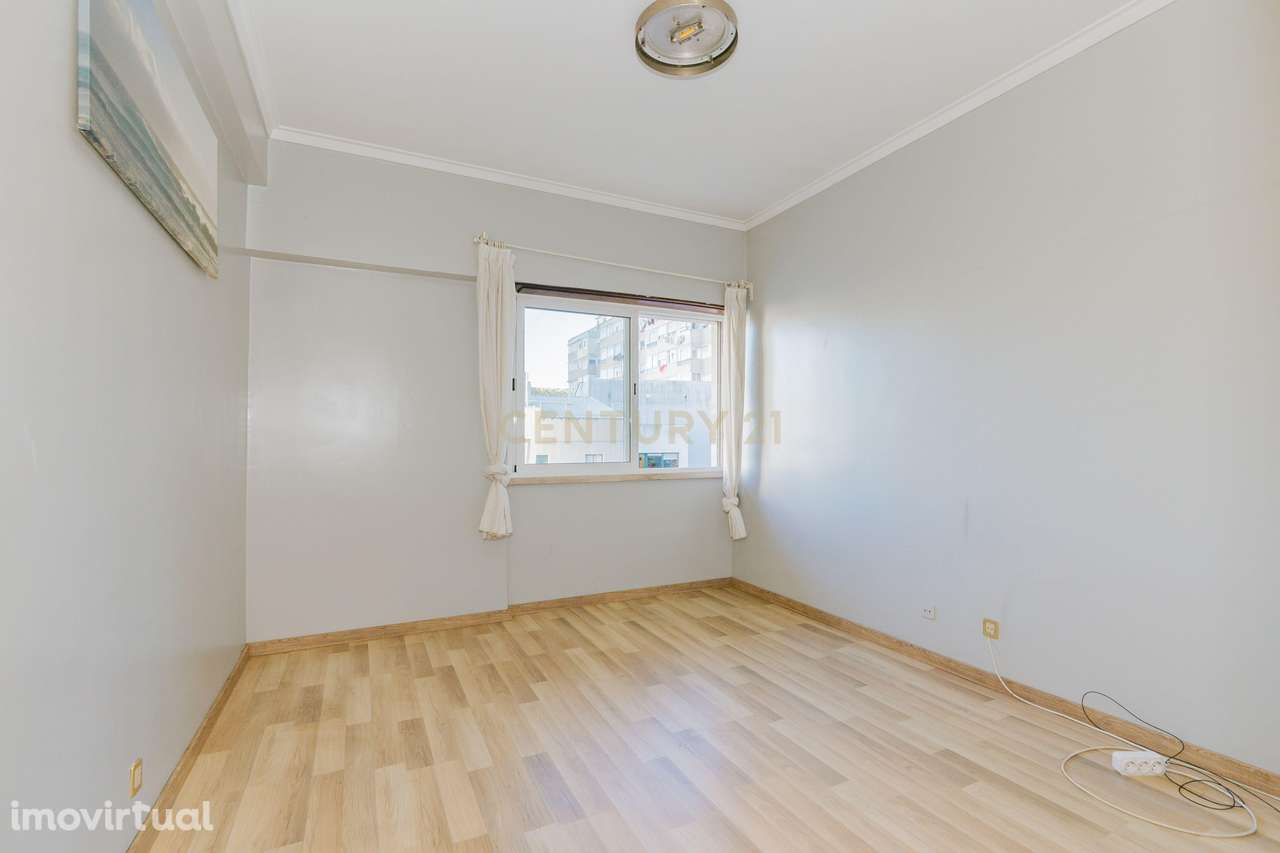 T3 com arrecadação Póvoa de Santo Adrião - Grande imagem: 5/19