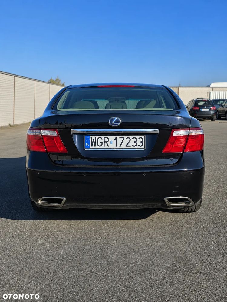 Lexus LS 600h L Elegance - 4