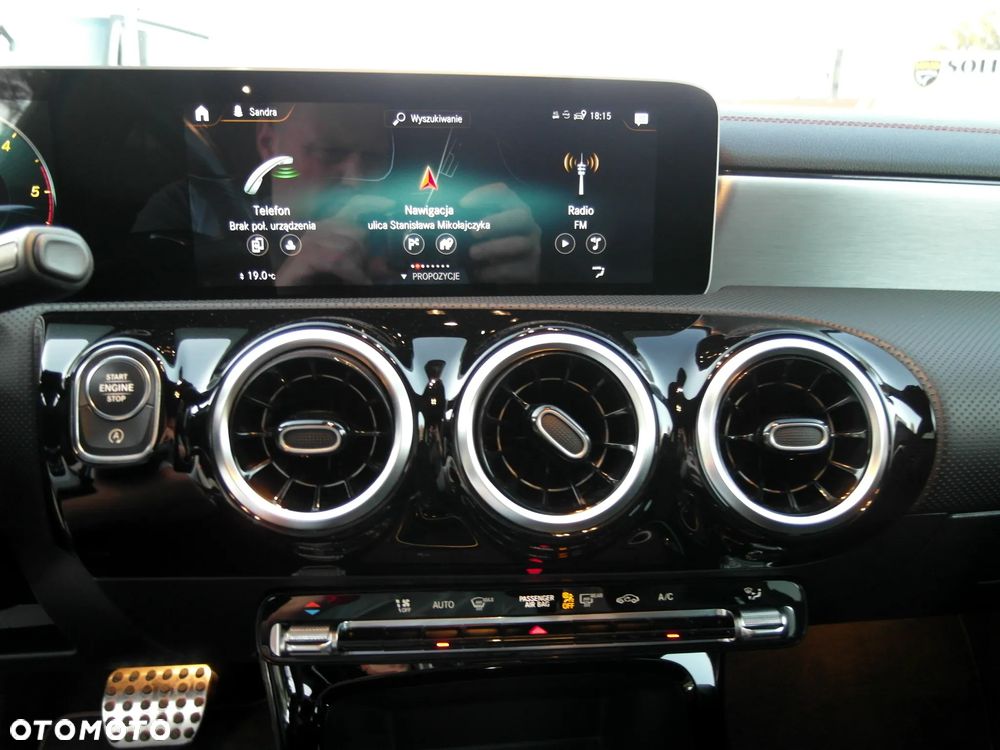 Mercedes-Benz CLA 220 d AMG Line 8G-DCT - 19