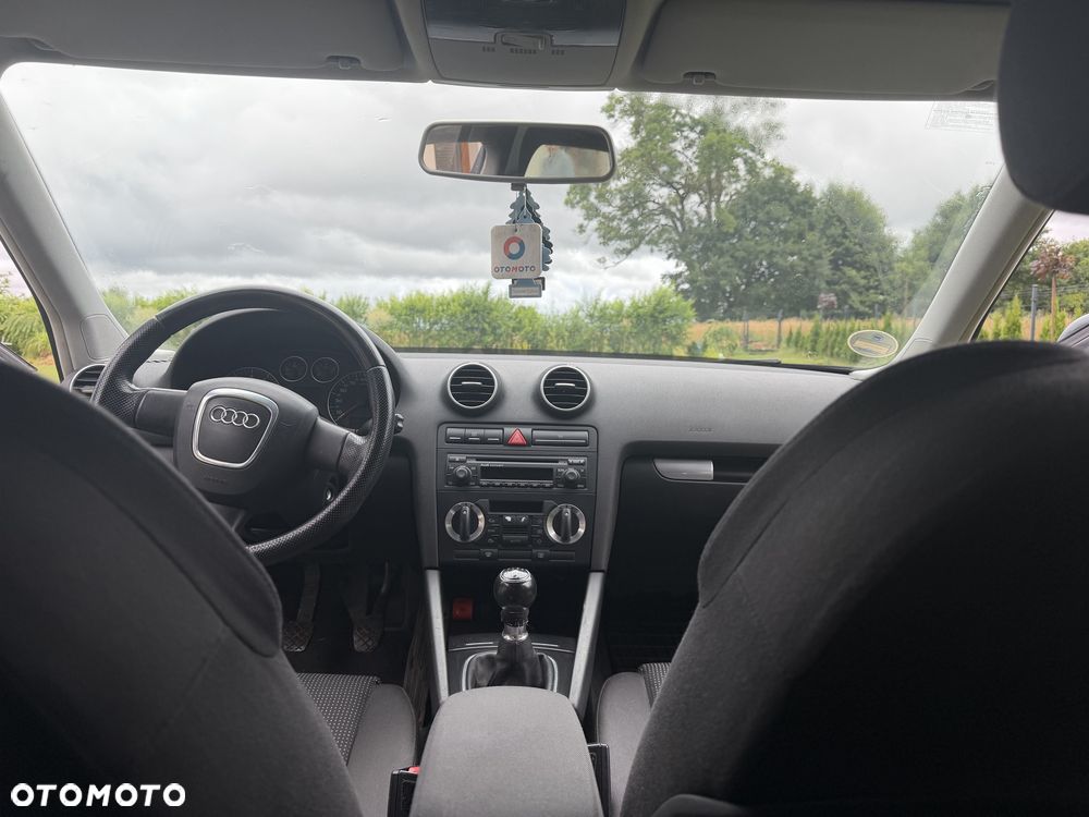 Audi A3 Sportback - 2