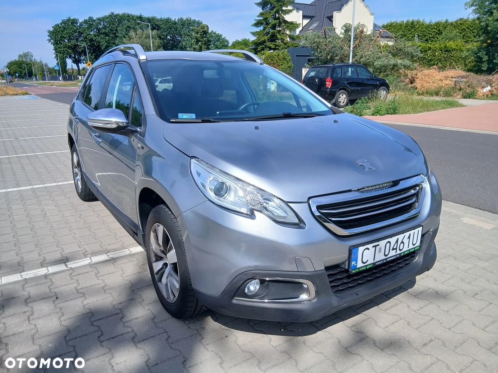 Peugeot 2008 PureTech 82 Allure - 3