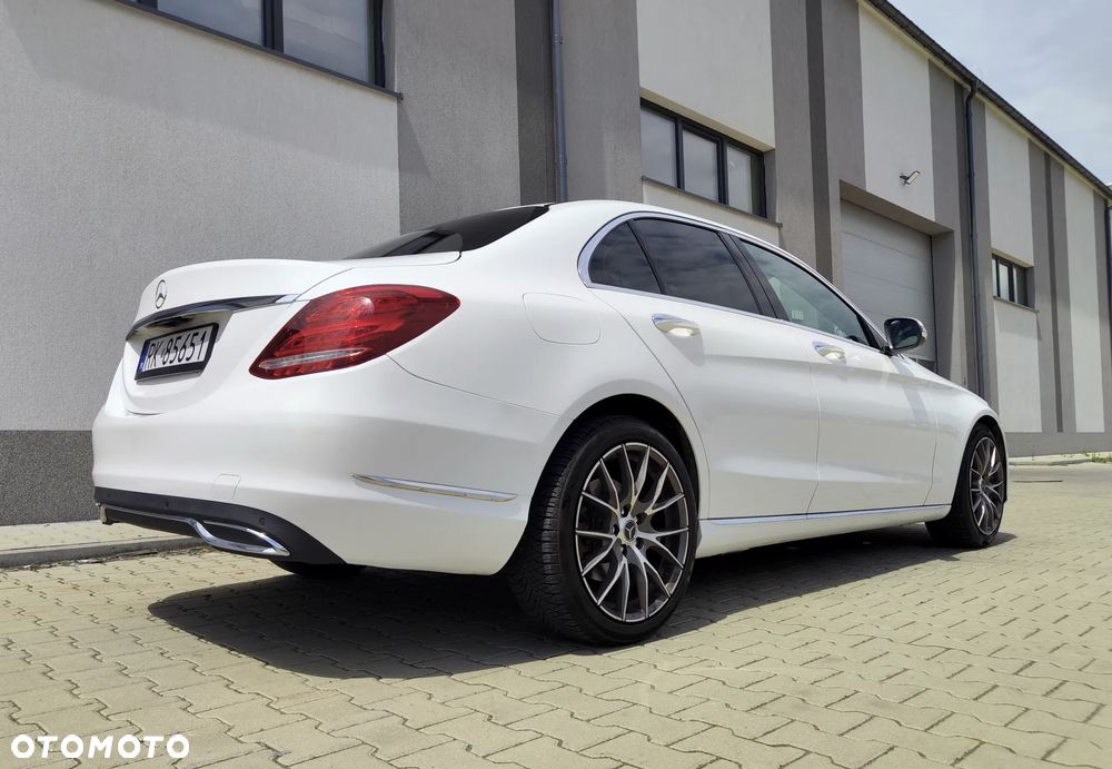 Mercedes-Benz Klasa C 300 7G-TRONIC - 8