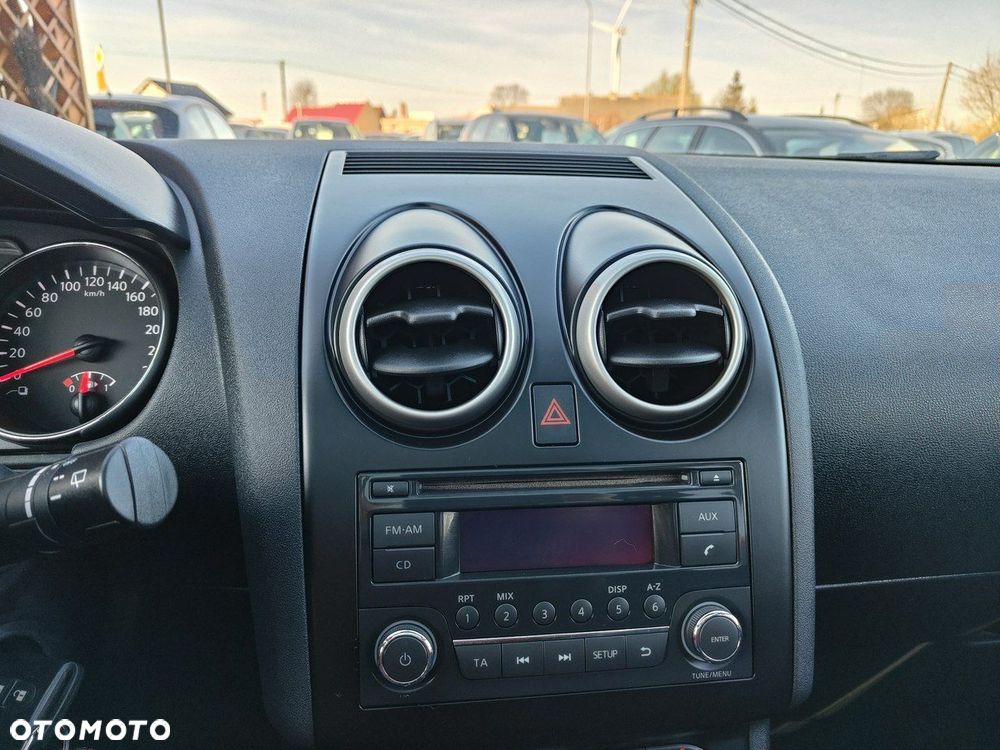 Nissan Qashqai+2 - 14