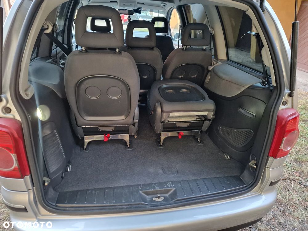 Volkswagen Sharan 2.0 TDI Highline - 7