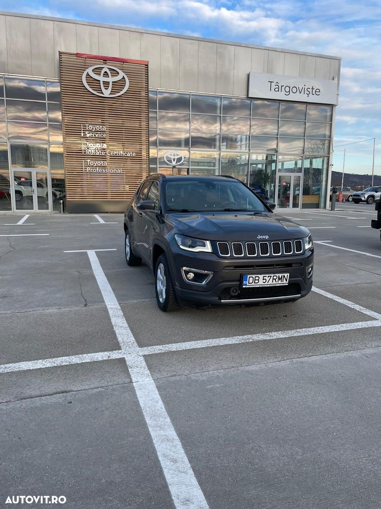 Jeep Compass - 1