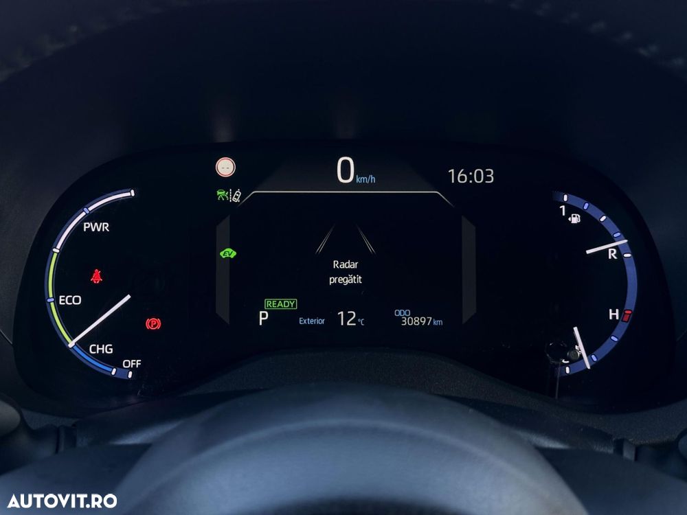 Toyota Yaris Cross - 19