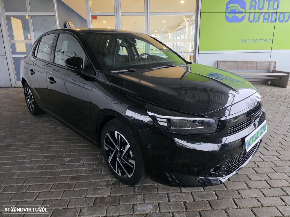 Opel Corsa 1.2 T GS - 2