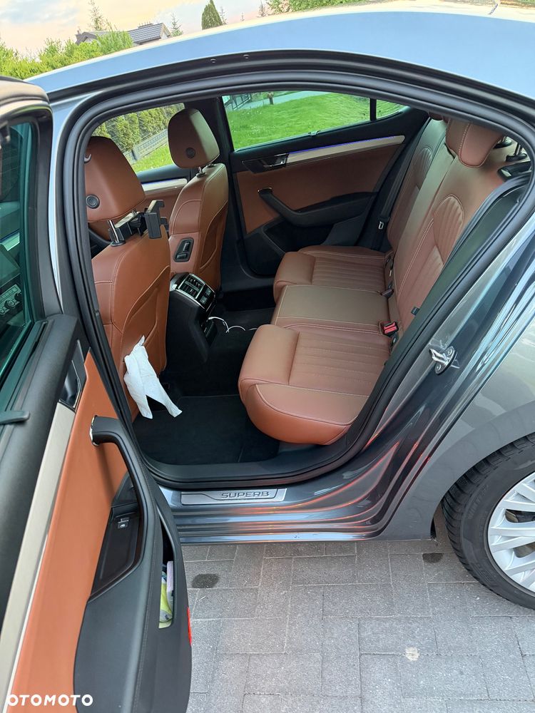 Skoda Superb 2.0 TSI L&K DSG - 6