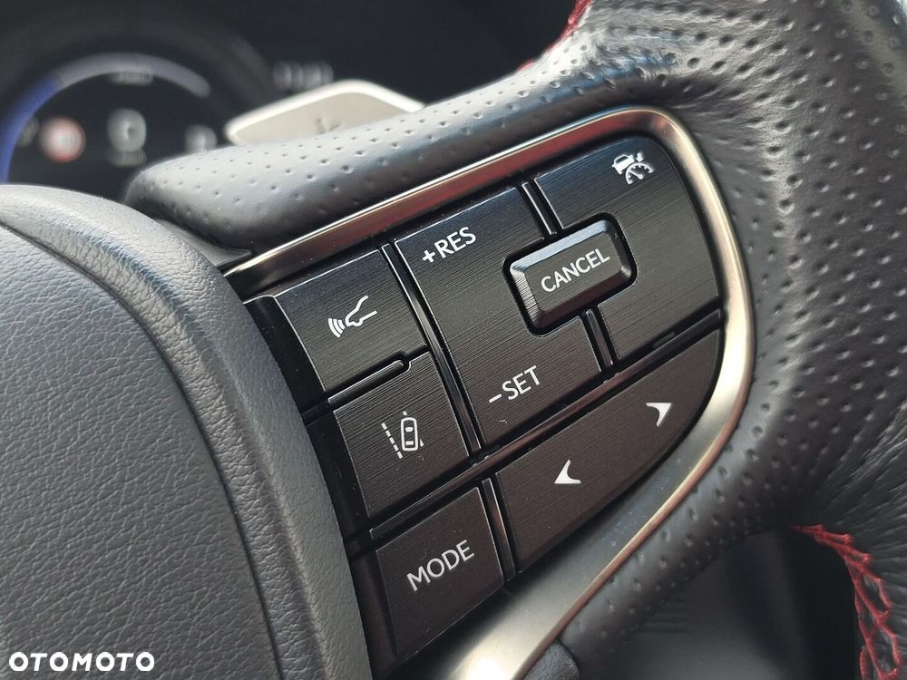 Lexus ES 300h F Sport Edition - 14