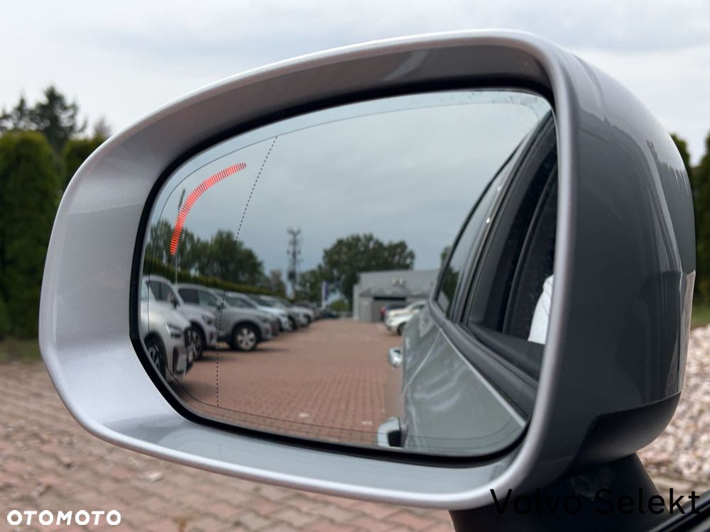 Volvo XC 60 D4 AWD Momentum - 30