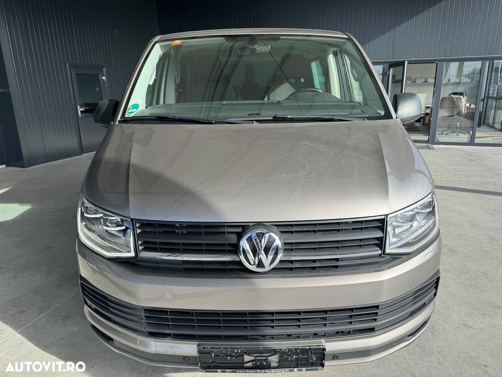 Volkswagen Multivan - 11