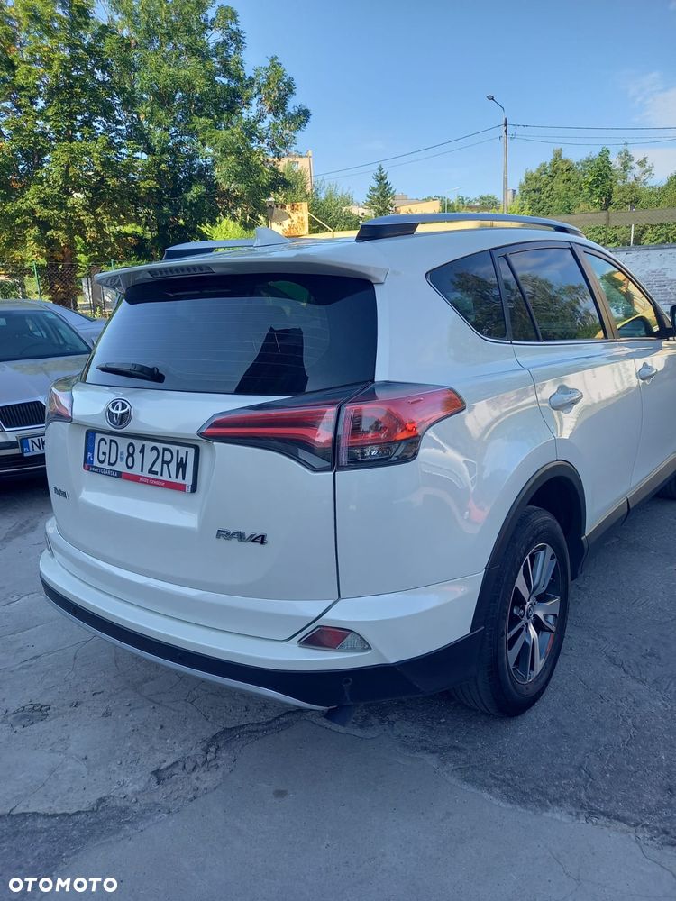 Toyota RAV4 2.0 D-4D Premium 4x2 - 3