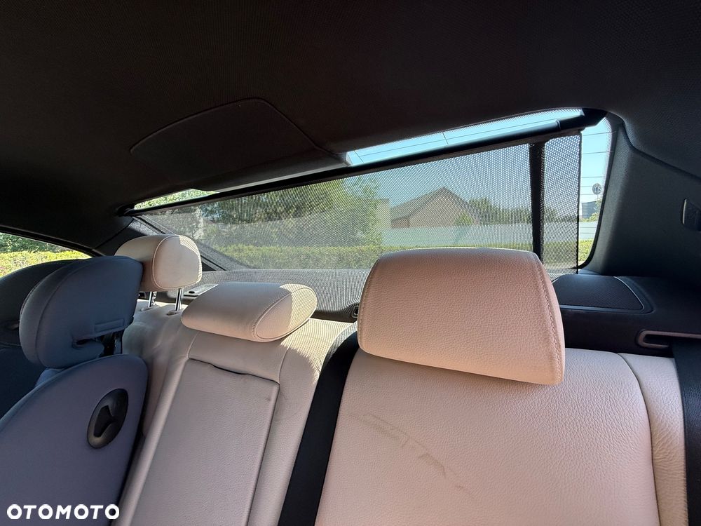 BMW Seria 5 520d - 27